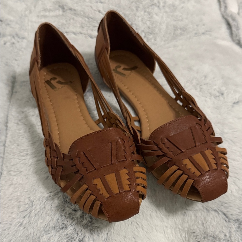 Report Women's Tan Peep Toe Flats
